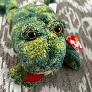 Croaks the Frog plush toy TY Beanie Baby 2004 style 40178 green stuffed animal